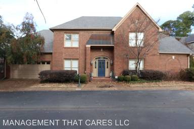 Main picture of 5238 Lexington Park Cir N