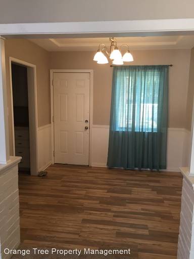 Main picture of 2675 N Sierra Way