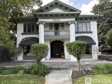 Main picture of 2084 Alameda Way