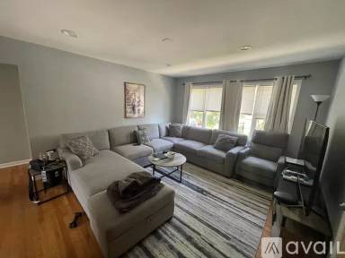 Main picture of 4819 Grove St