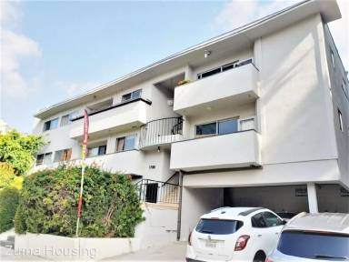Main picture of 1700 Malcolm Ave