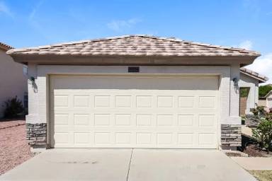 Main picture of 12234 N 121st Ln