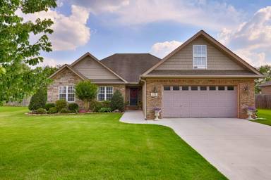 Main picture of 118 Bucks Pocket Dr