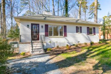 Main picture of 1402 Chowan Rd