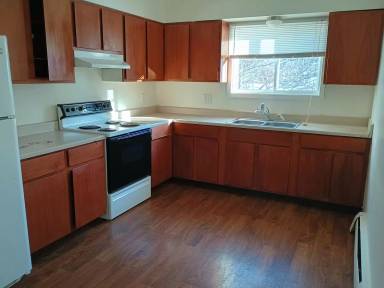 Main picture of 1208 3rd Ave NE