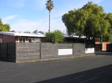 Main picture of 2809A Ventura Ave
