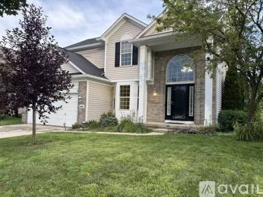 Main picture of 5895 Mill Oak Dr
