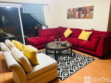 Main picture of 4701 Serra Ave