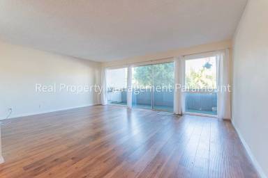 Main picture of 5300 Fairview Blvd