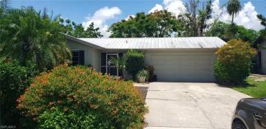 Main picture of 15497 Copra Ln