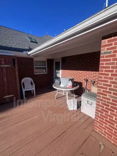 Main picture of 11591 James Madison St
