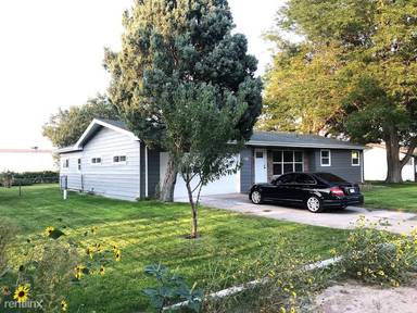 Main picture of 122 Parkview Dr