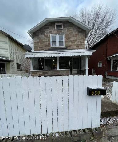 Main picture of 530 Virginia Ave