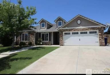 Main picture of 13214 Sunlight Star St