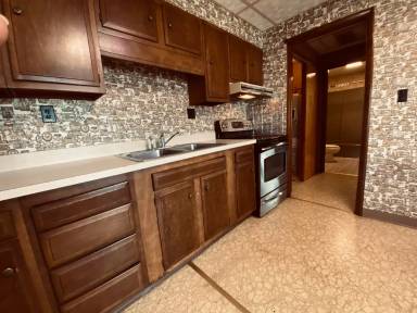 Main picture of 3440 University Ave