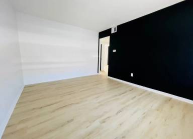 Main picture of 1406 Magnolia W