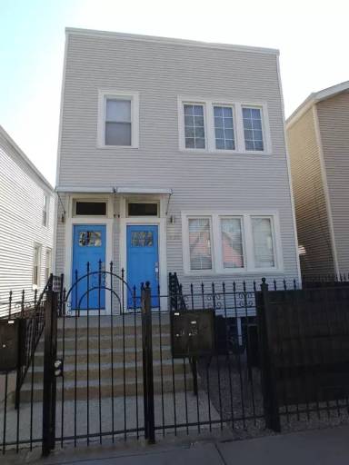 Main picture of 1925 N Albany Ave
