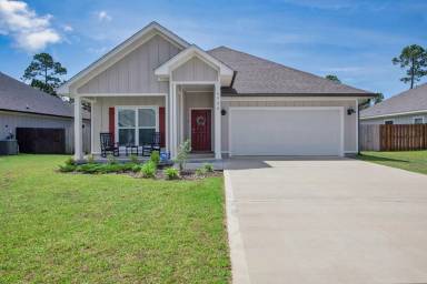 Main picture of 6520 Forest Bay Ave