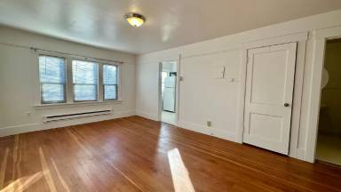 Main picture of 561 Aloha St