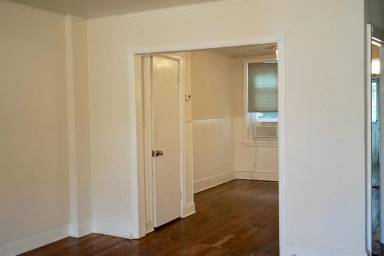 Main picture of 314 Iona Ave