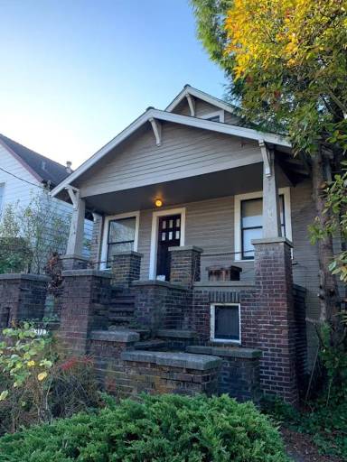 Main picture of 3117 15th Ave S