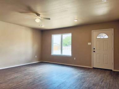 Main picture of 2417 Avenue N