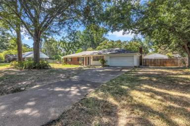 Main picture of 3581 Greenleaf Rd