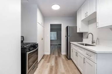 Main picture of 2401 C St