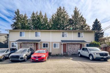 Main picture of 14131 Admiralty Way