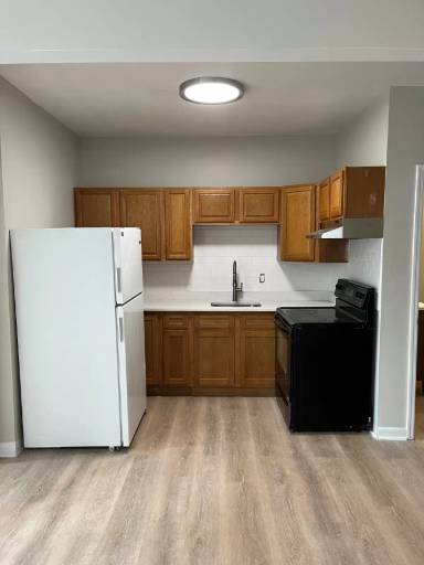 Main picture of 25 Elberon Pl