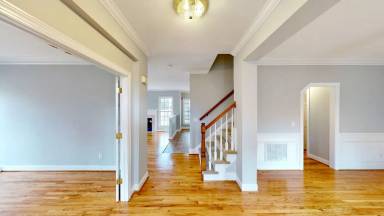 Main picture of 7819 Red Oaks Trl