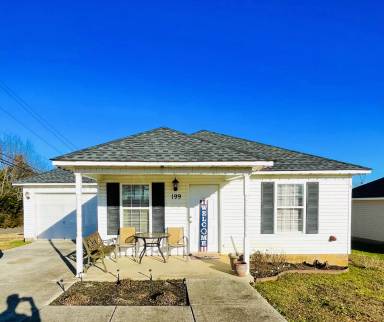 Main picture of 199 Tanner Point Dr