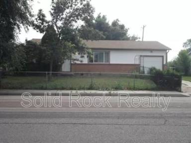 Main picture of 1331 Maxwell St