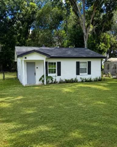 Main picture of 1502 Pepper Dr