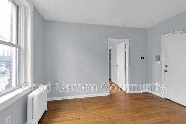 Main picture of 131 Allen St