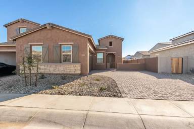 Main picture of 14049 W Coronado Rd