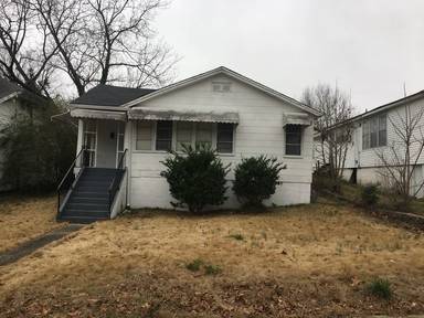 Main picture of 922 Montgomery Ave