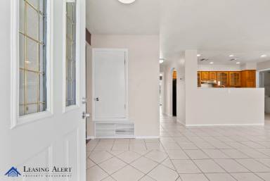 Main picture of 43308 41st St W