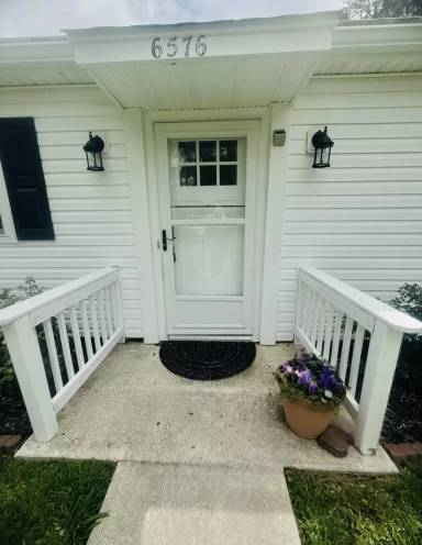 Main picture of 6576 Pebble Beach Cres