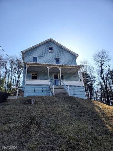 Main picture of 656 Christian St