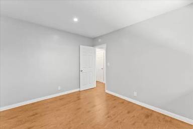Main picture of 1711 Delaware Ave
