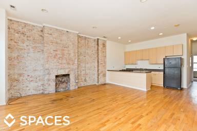 Main picture of 2336 N Milwaukee Ave