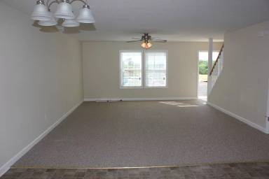 Main picture of 816 Carson Cir