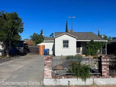 Main picture of 3040 65th St