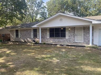 Main picture of 3500 Bunker Hill Dr