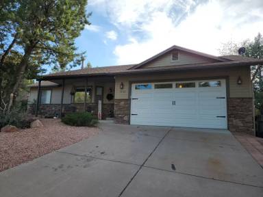 Main picture of 1002 S Carson City Cir