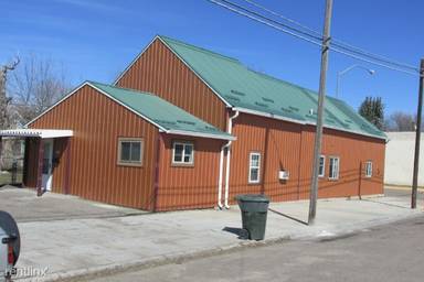 Main picture of 404 5th St SW