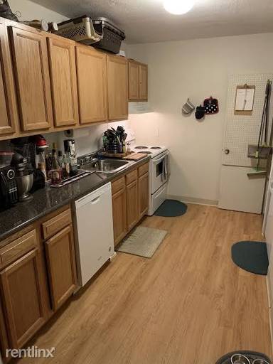 Main picture of 2045 Commonwealth Ave