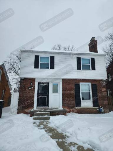 Main picture of 15276 Young St