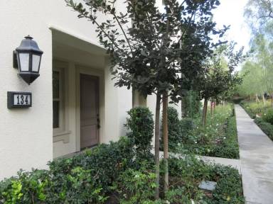 Main picture of 120 Overbrook